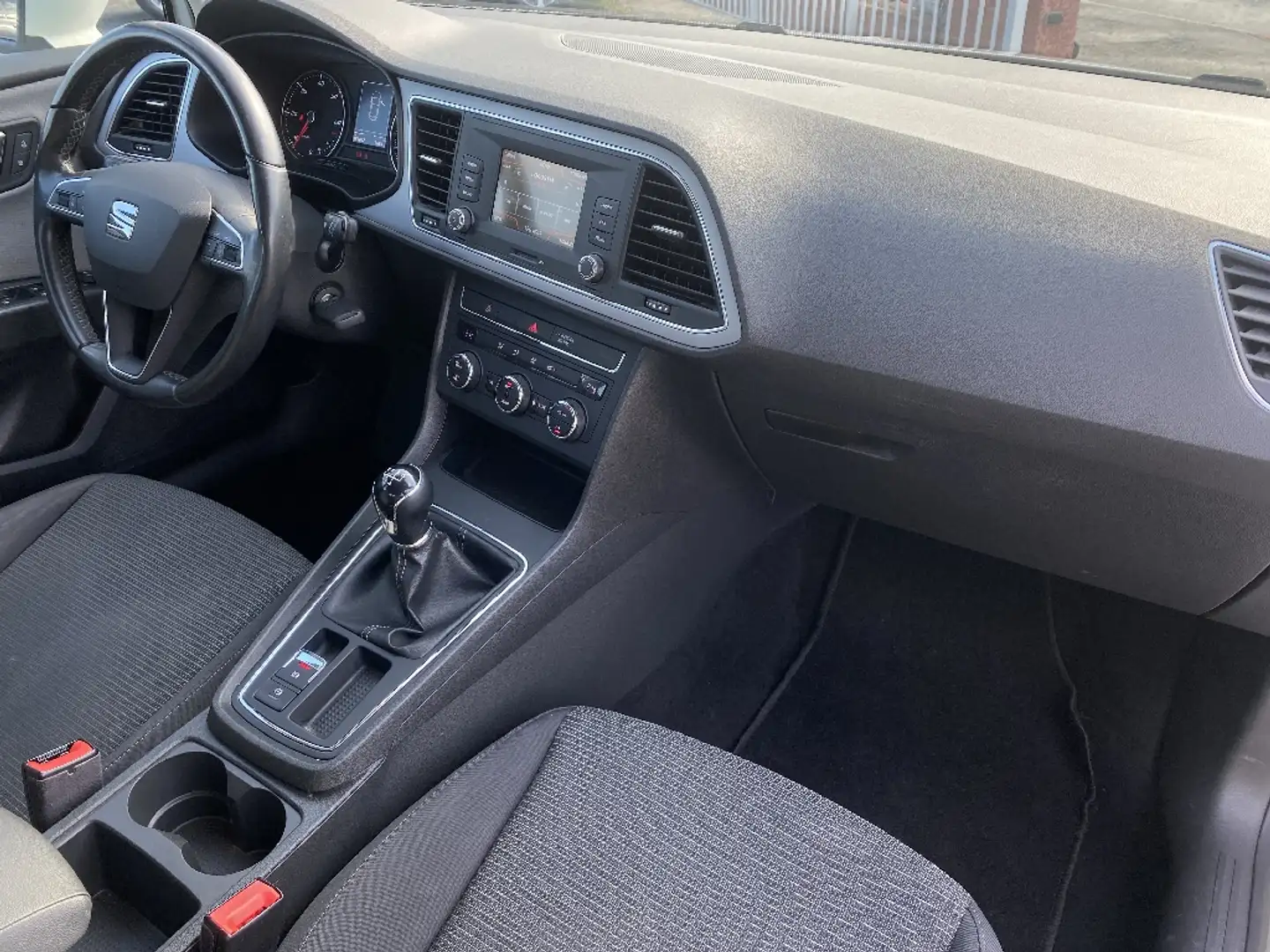 SEAT Leon 1.6 TDI 115 Start/Stop Style - 2