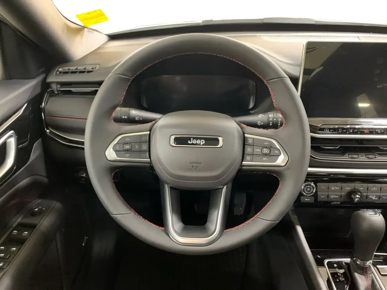 Jeep Compass photo Jeep Compass