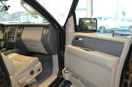 Annonce voiture d'occasion Ford Expedition - CARADIZE