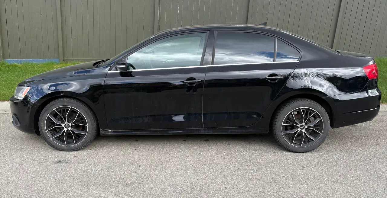 Volkswagen Jetta снимка Volkswagen Jetta