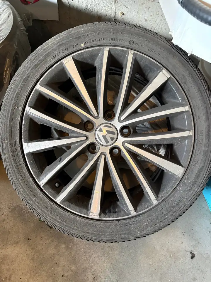 Volkswagen Jetta снимка Volkswagen Jetta