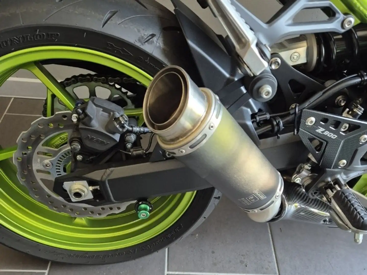Kawasaki Z 900 Zelená - 2