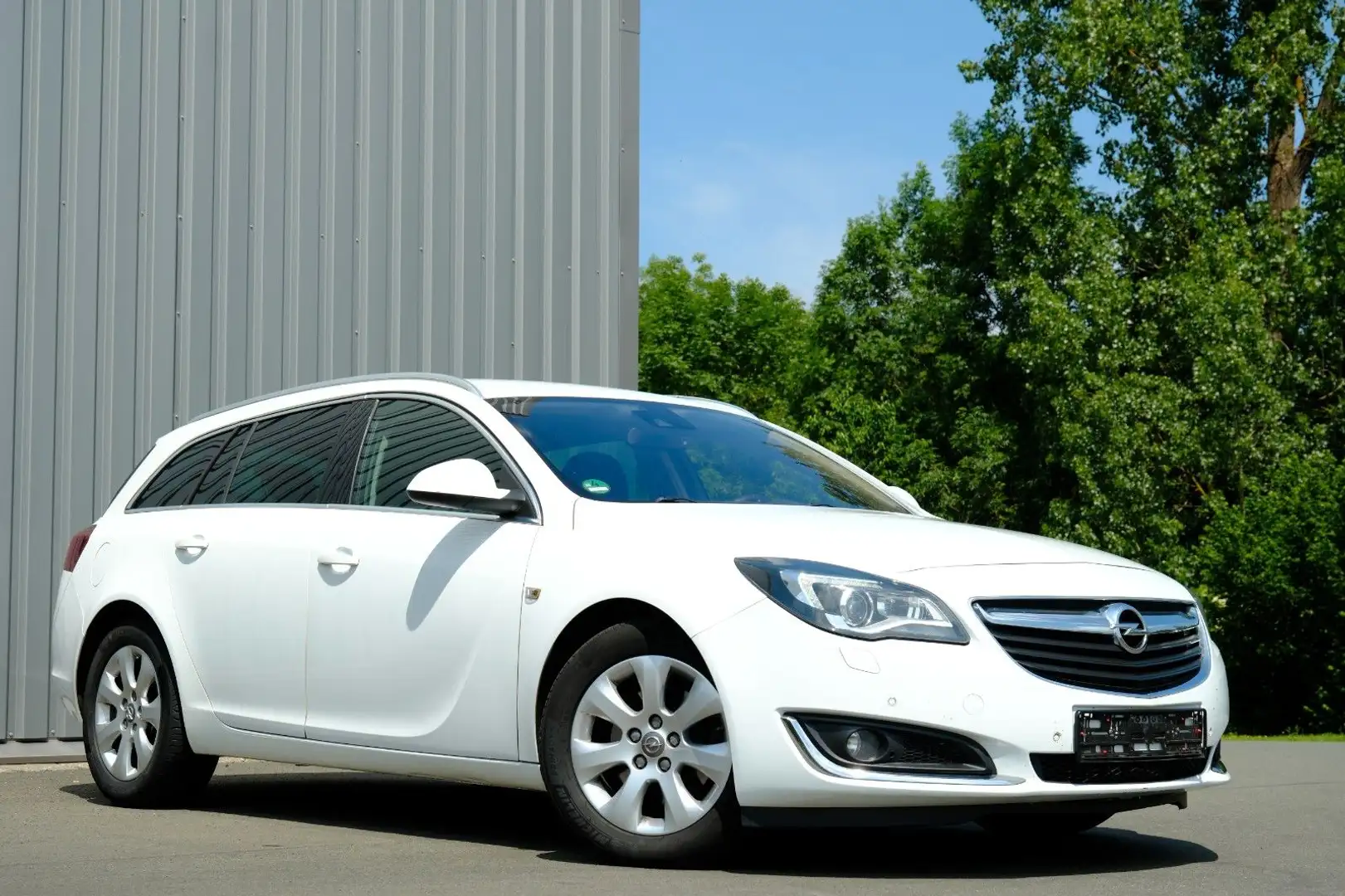 Opel Insignia Sports Tourer 2.0 CDTI Innovati./MwSt. Blanc - 1