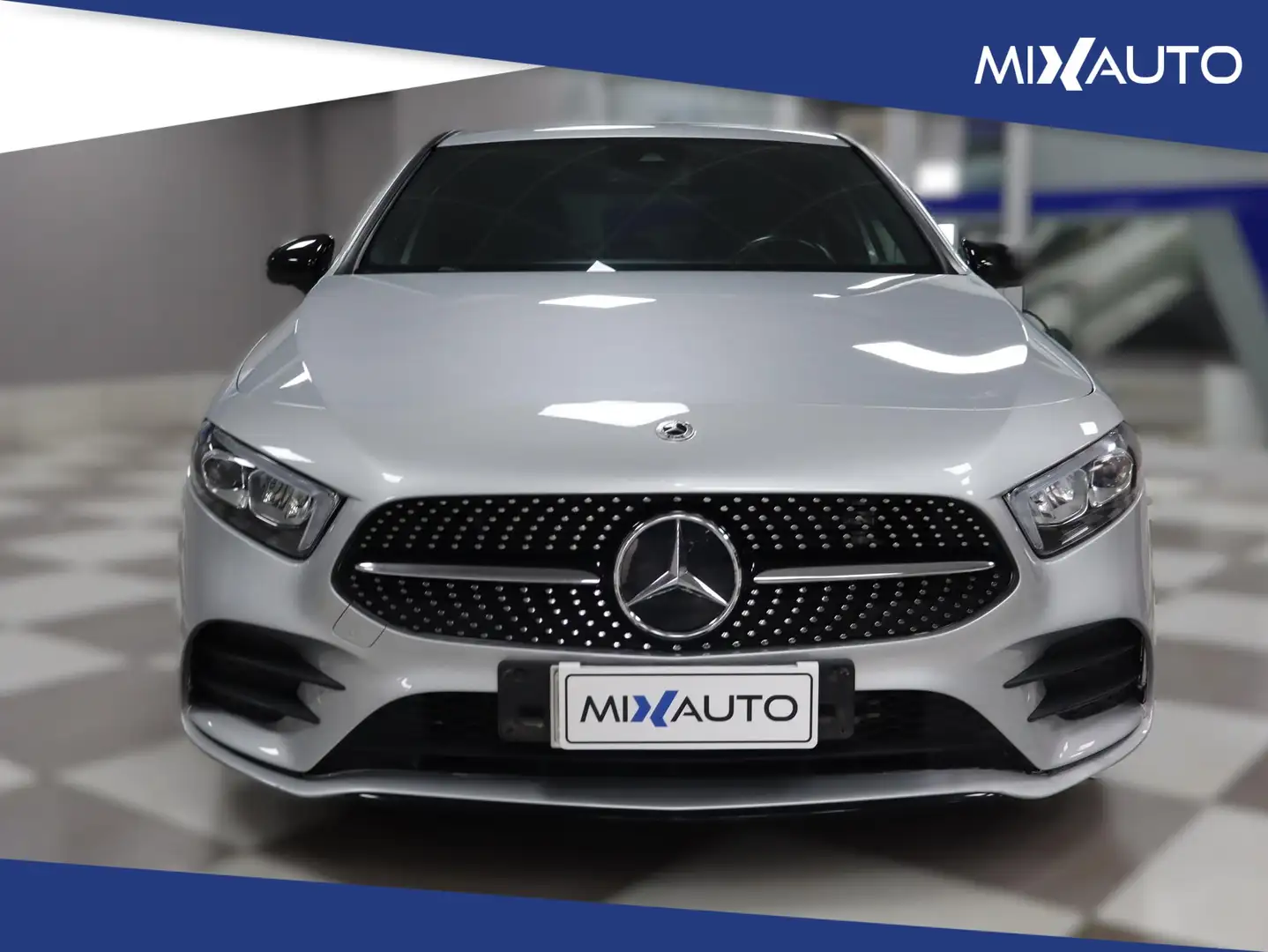 Mercedes-Benz A 180 D AMG Line Premium auto Argento - 2