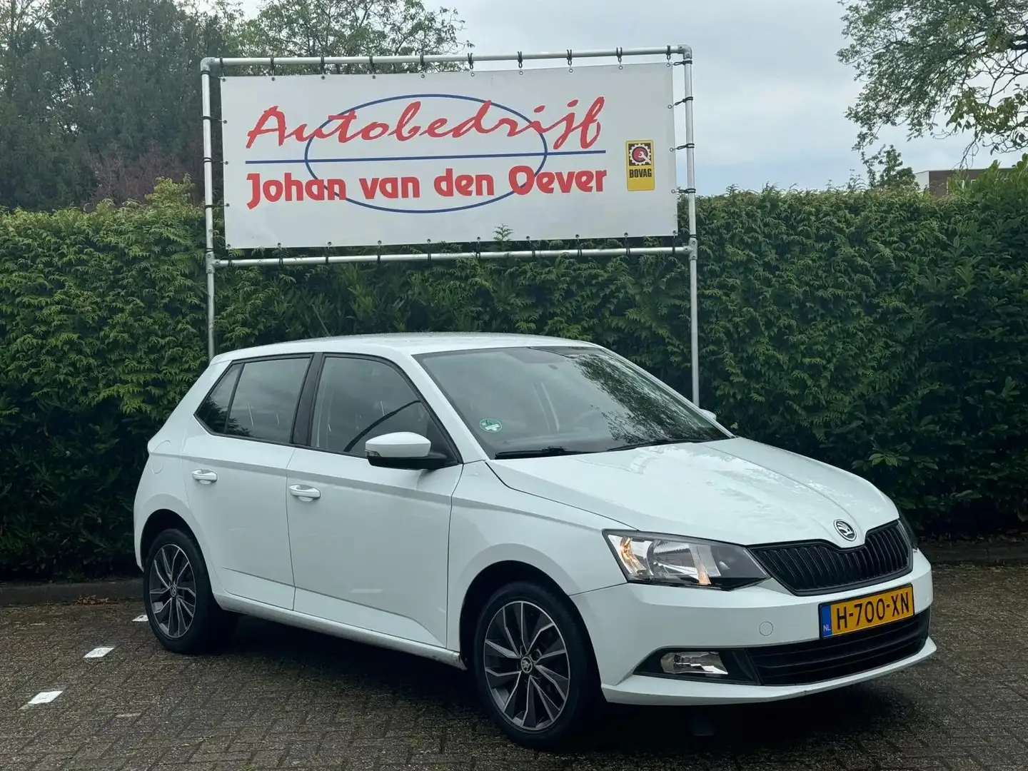 Skoda Fabia 1.0 Active Airco LM-Velgen Wit - 1