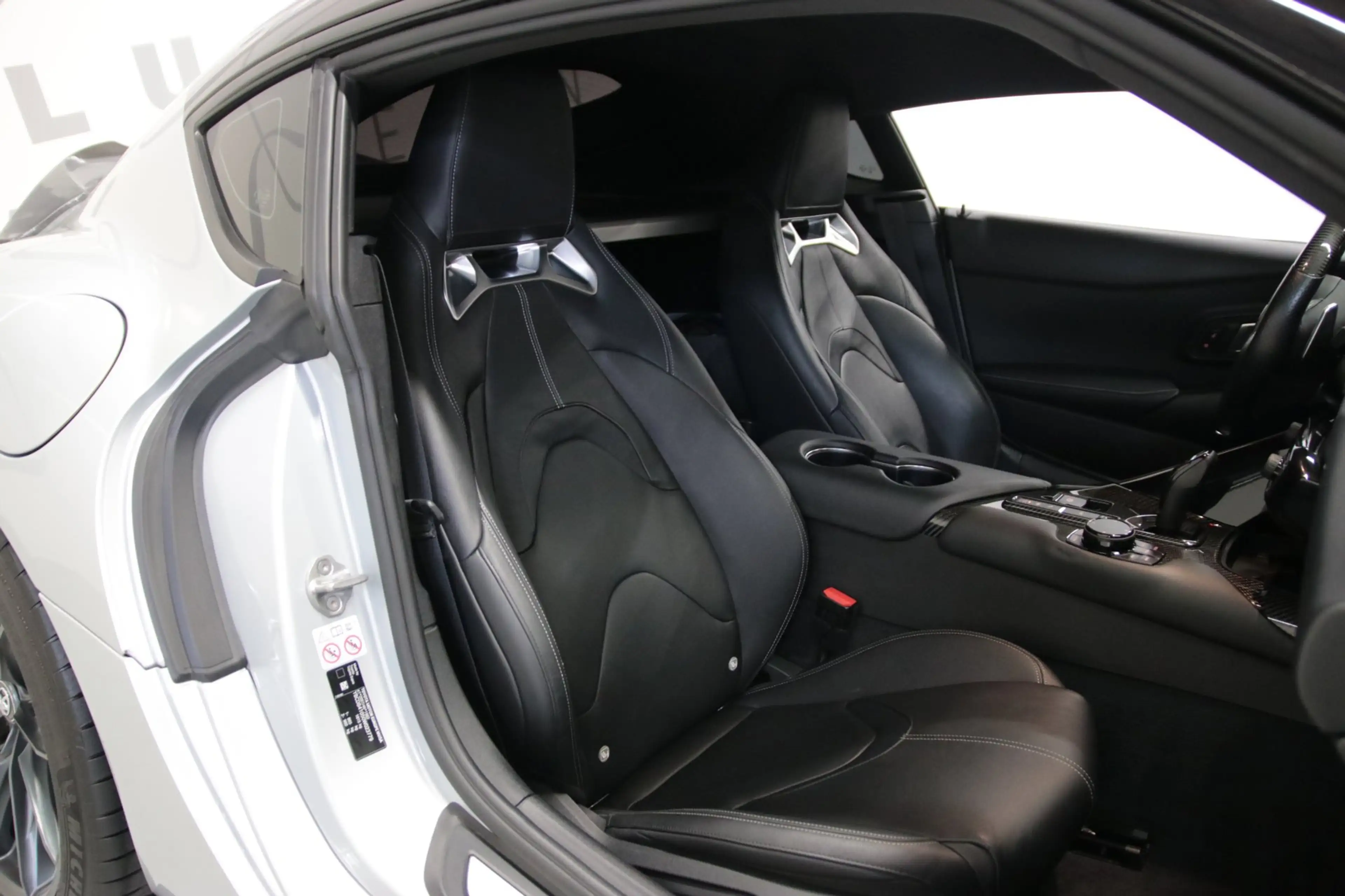 Toyota Supra 3.0 Legend Premium Pack/ OPF delete/ AC Snitzcher — photo 9