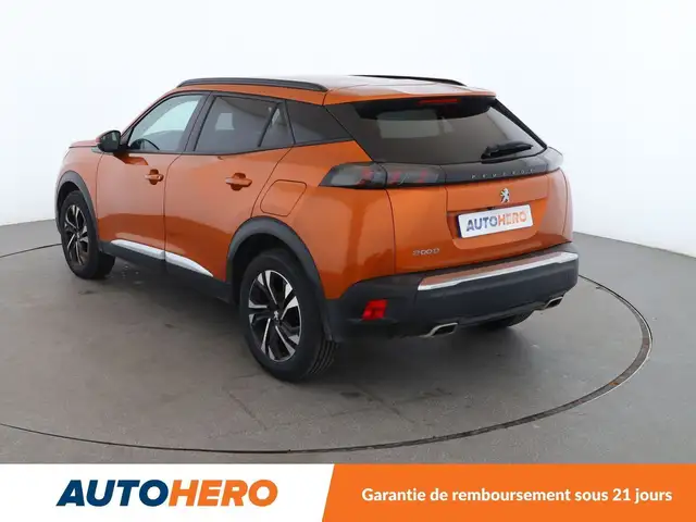 Peugeot 2008 view 4