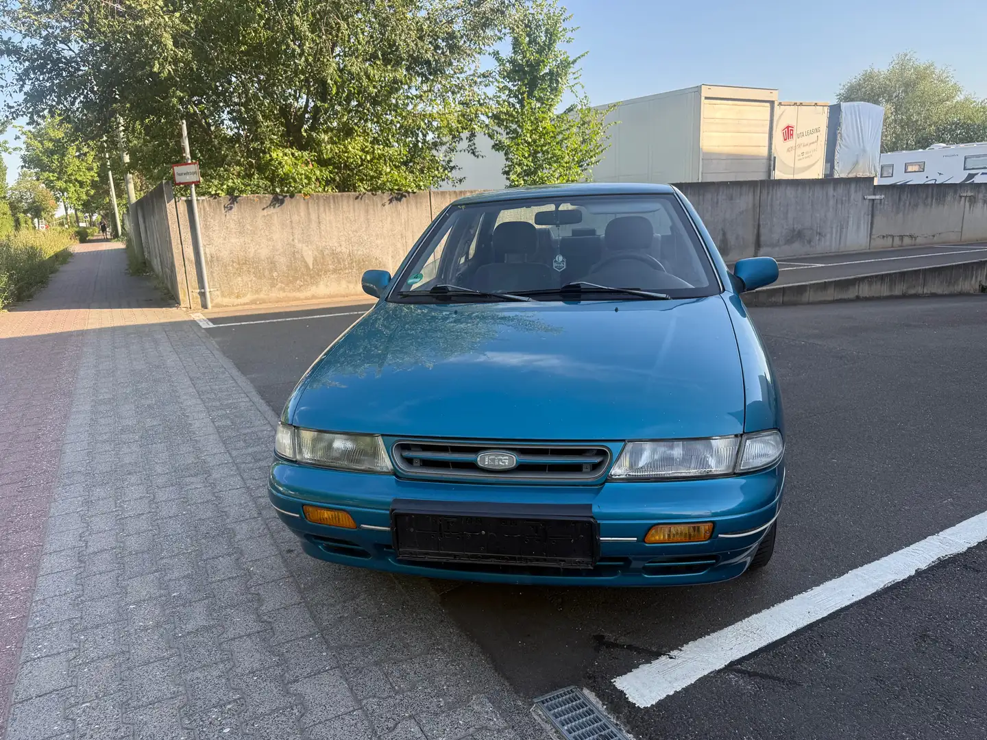 Kia Sephia Automatik,Tüv 12.2026 Allwetterreifen Albastru - 2