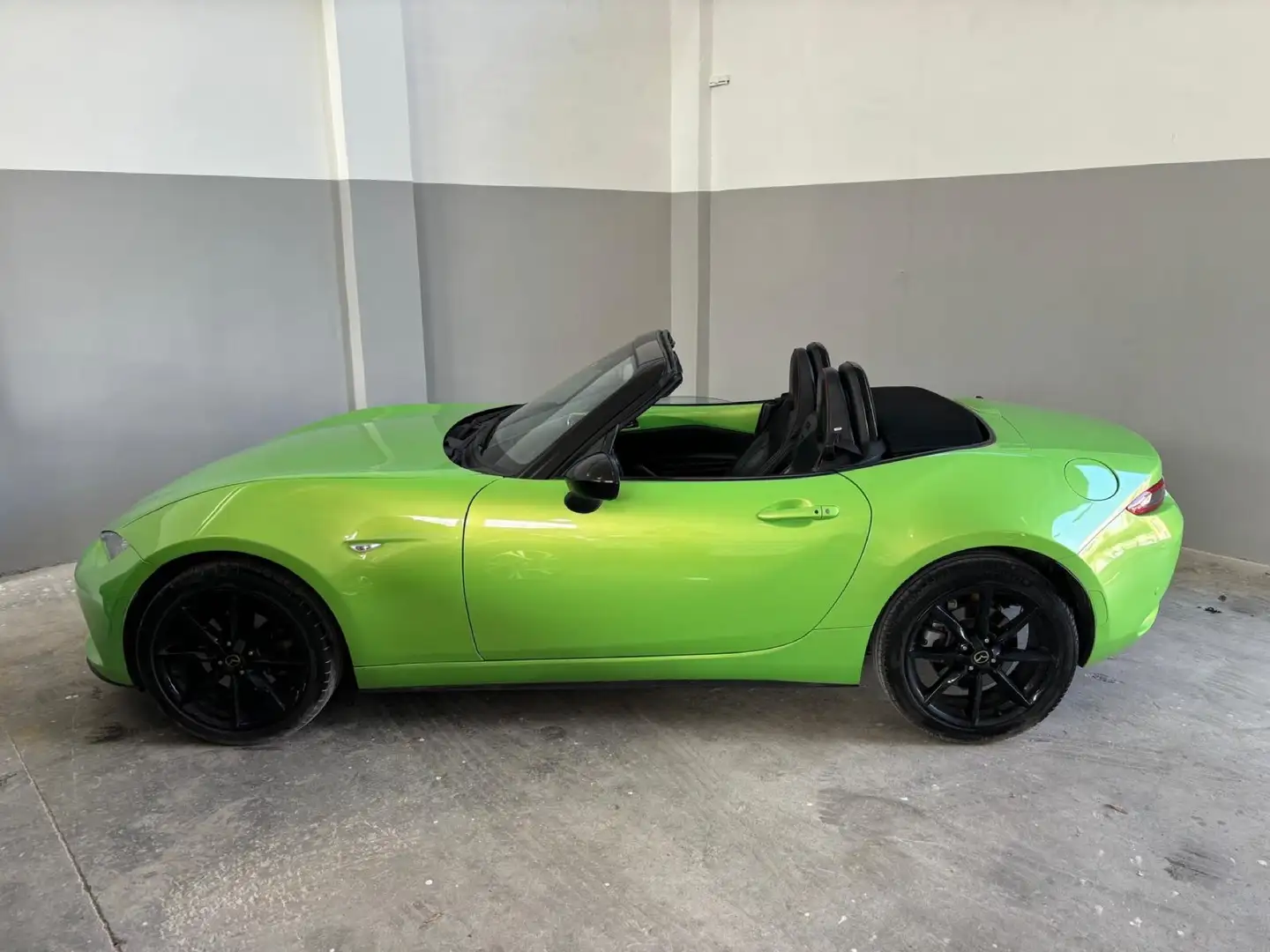 Mazda MX-5 2.0L SkyActive-G sport - 1