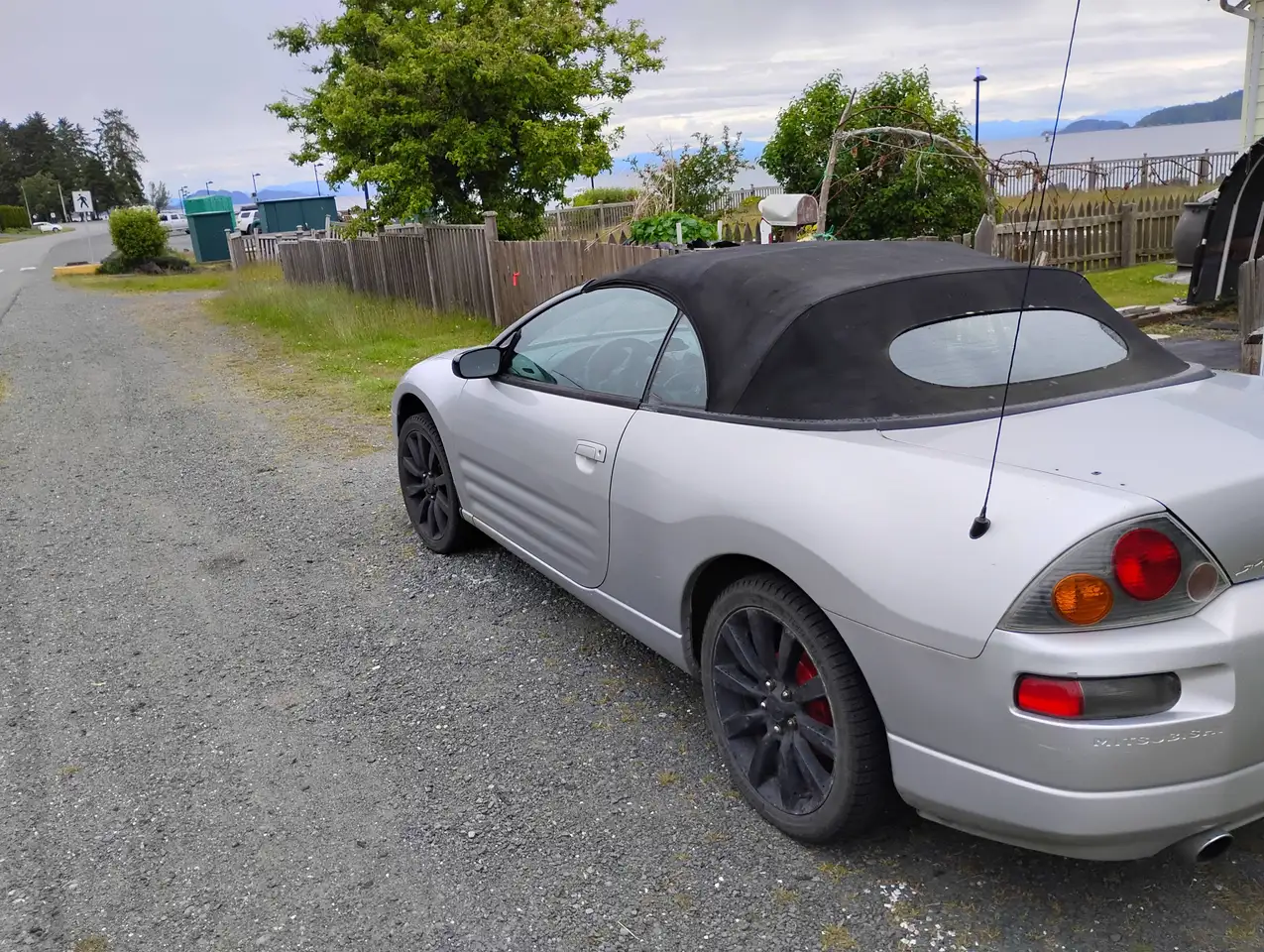 Mitsubishi Eclipse снимка Mitsubishi Eclipse