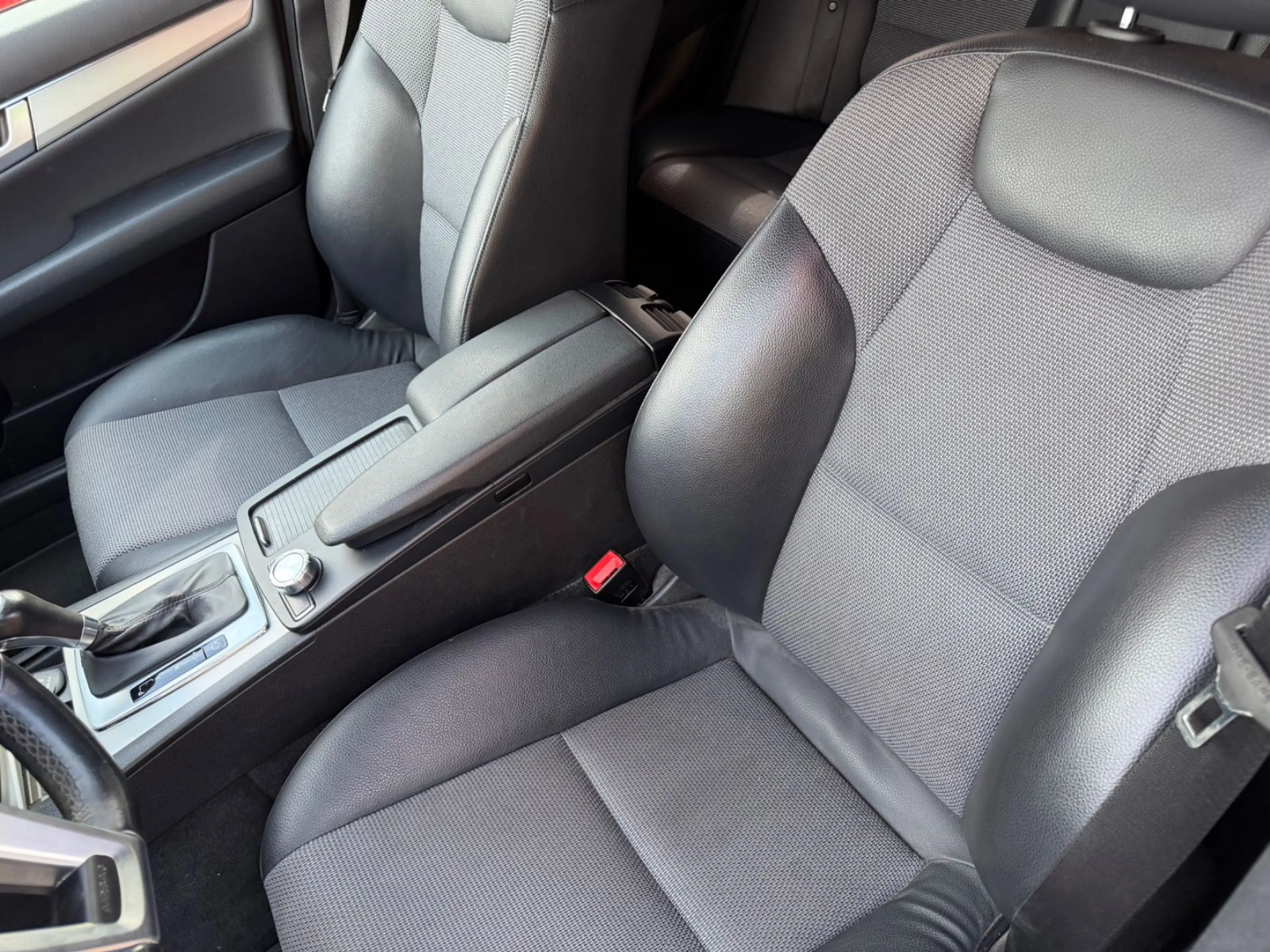 Mercedes-Benz C 250 T CDI BE AMG+Avantagrde — photo 3