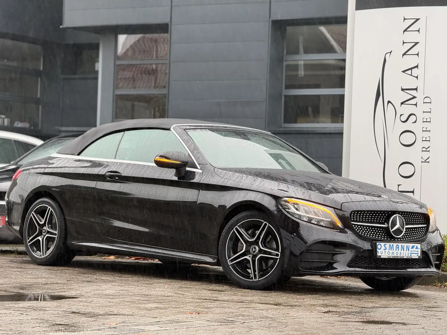 Mercedes-Benz C 180 Cabrio 9G-TRONIC AMG Line |Digital Display Zwart - 2