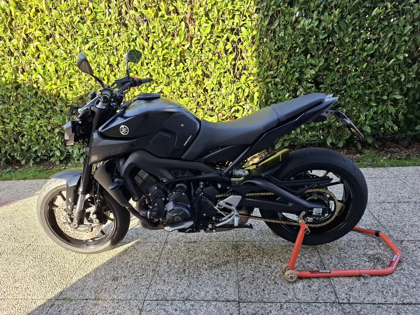Yamaha MT-09 Nero - 1