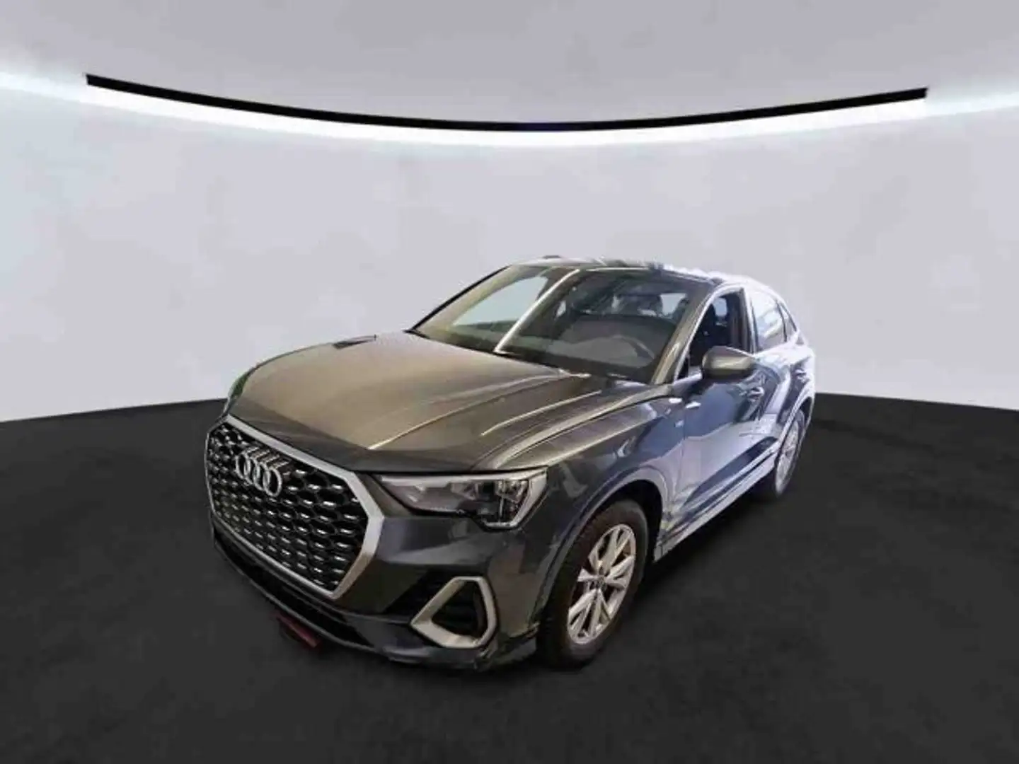 Audi Q3 40 TFSI quattro S tronic S line Kam Grau - 2