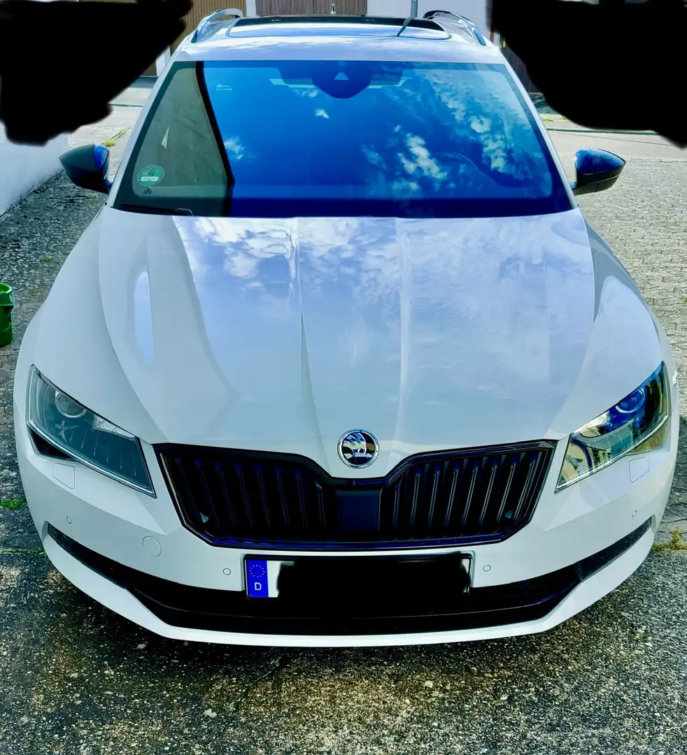 Skoda Superb Combi 2.0 TSI 4x4 DSG SportLine - 1