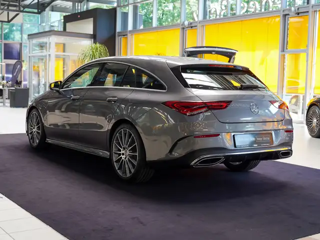 Mercedes-Benz CLA view 5