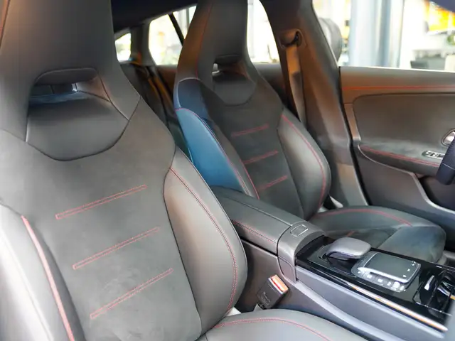 Mercedes-Benz CLA view 8