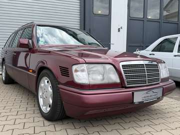 W124  E300 D T Model AKTIV sehr gute Ausstattung
