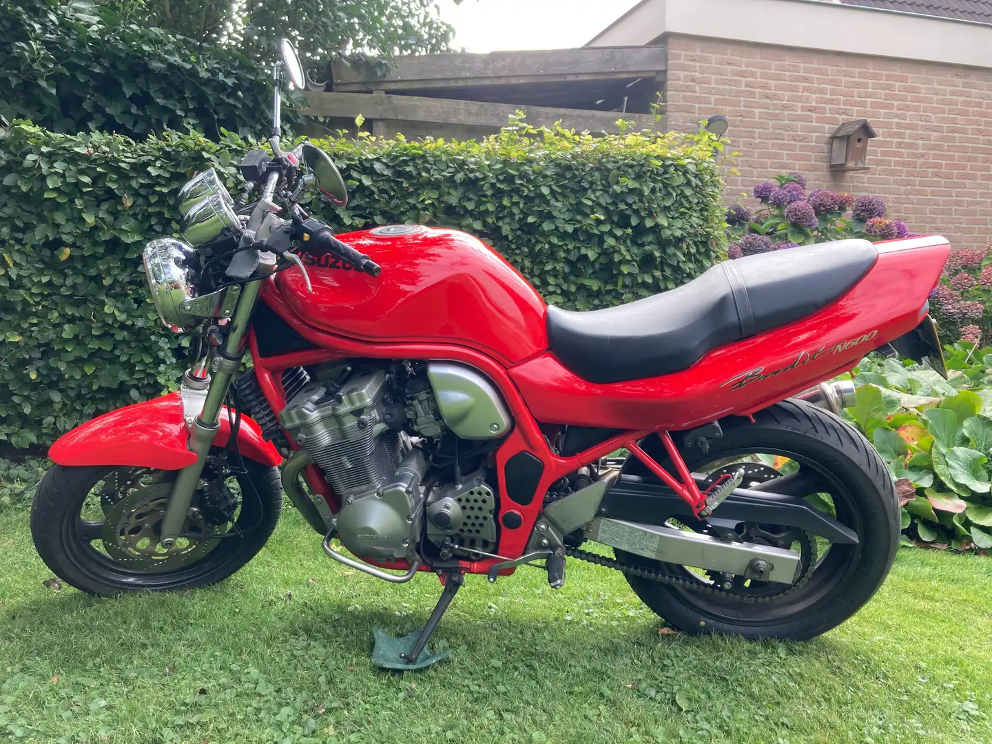 Suzuki Bandit 600 GSF 600 Rood - 2