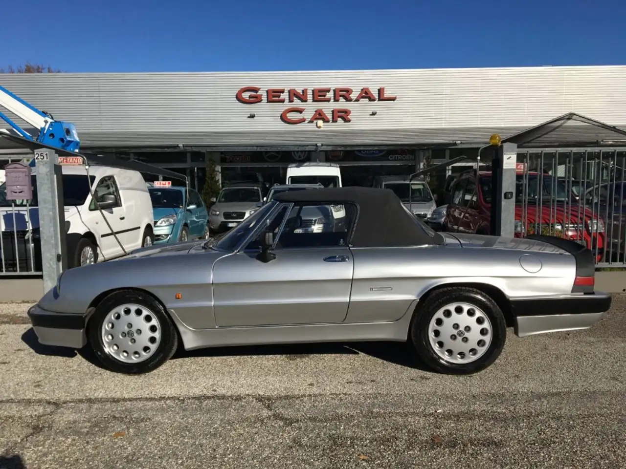 Alfa Romeo Spider Duetto Aerodinamica 2.0 Veloce, foto 2