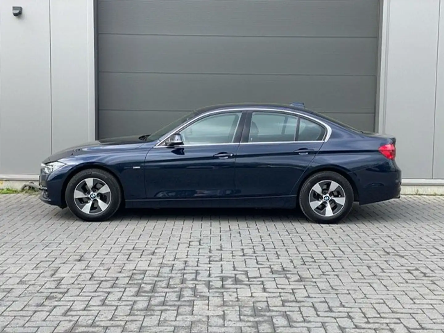 BMW 318 318i LED/NAVI/CAMARA Negro - 2