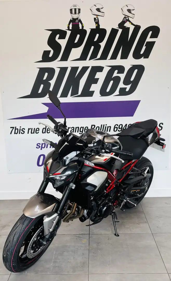 Kawasaki Z 900 Roşu - 2