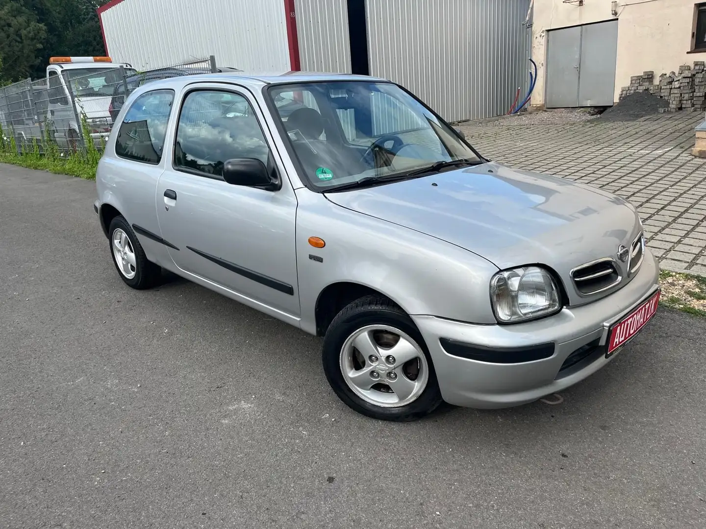 Nissan Micra Basis - 1