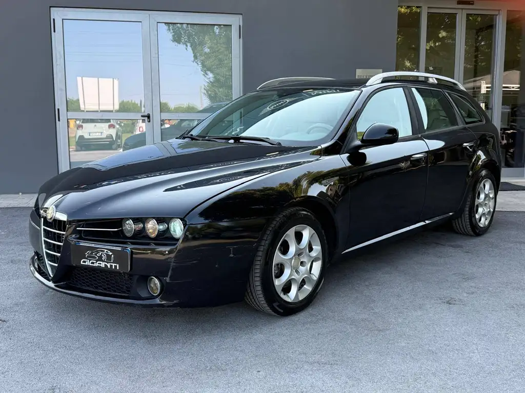 Alfa Romeo 159