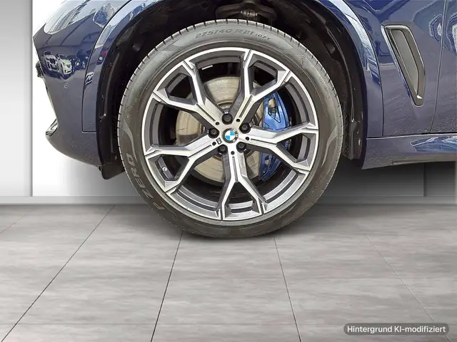 BMW X5 view 6