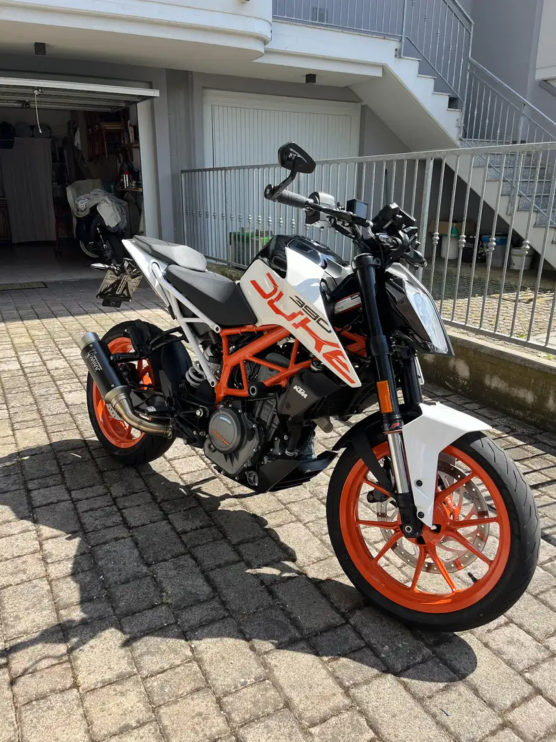 KTM 390 Duke ABS - 1