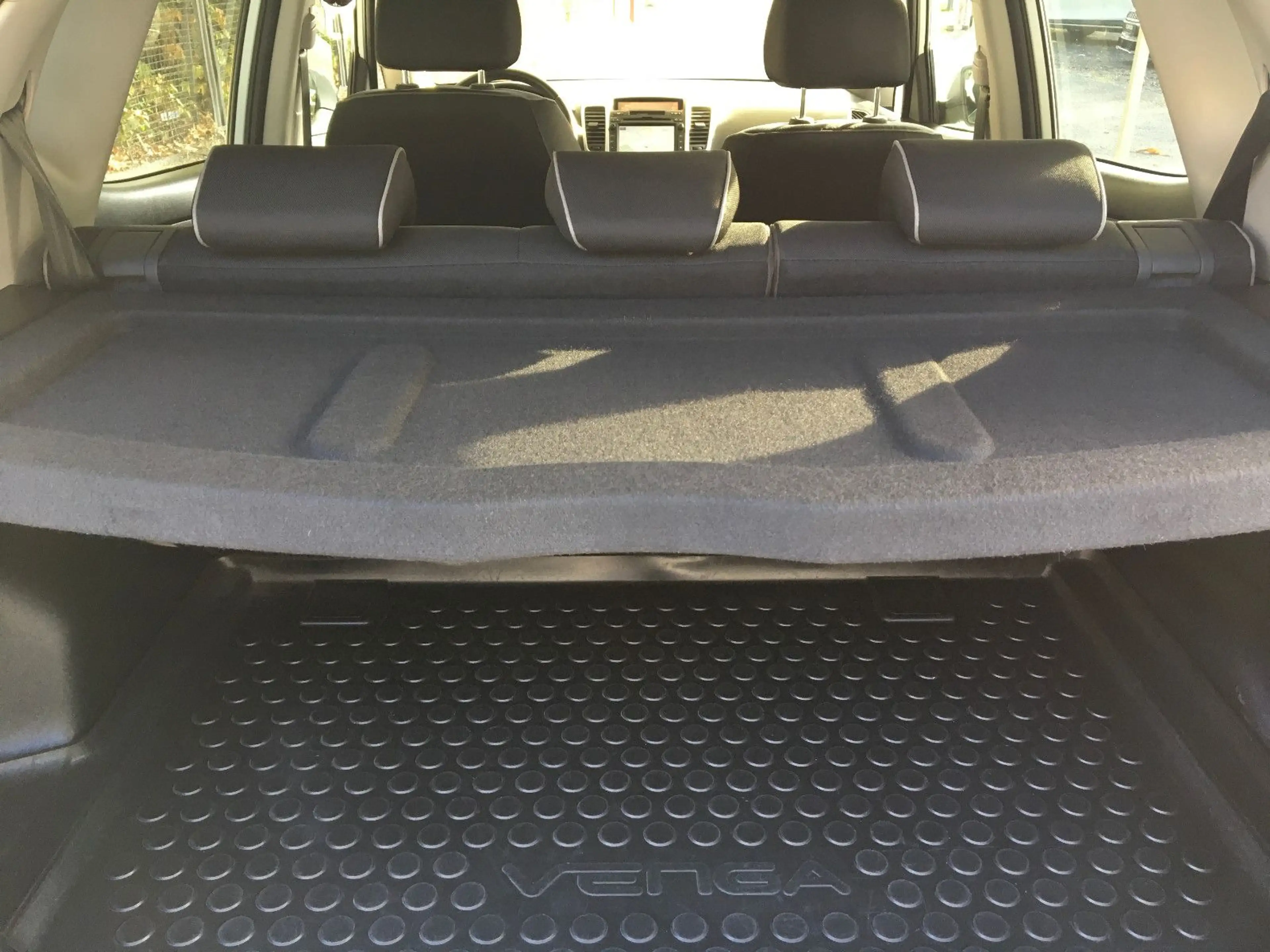 Kia Venga 1.6 FIFA World Cup Edition/Autom/Navi/PDC — photo 9