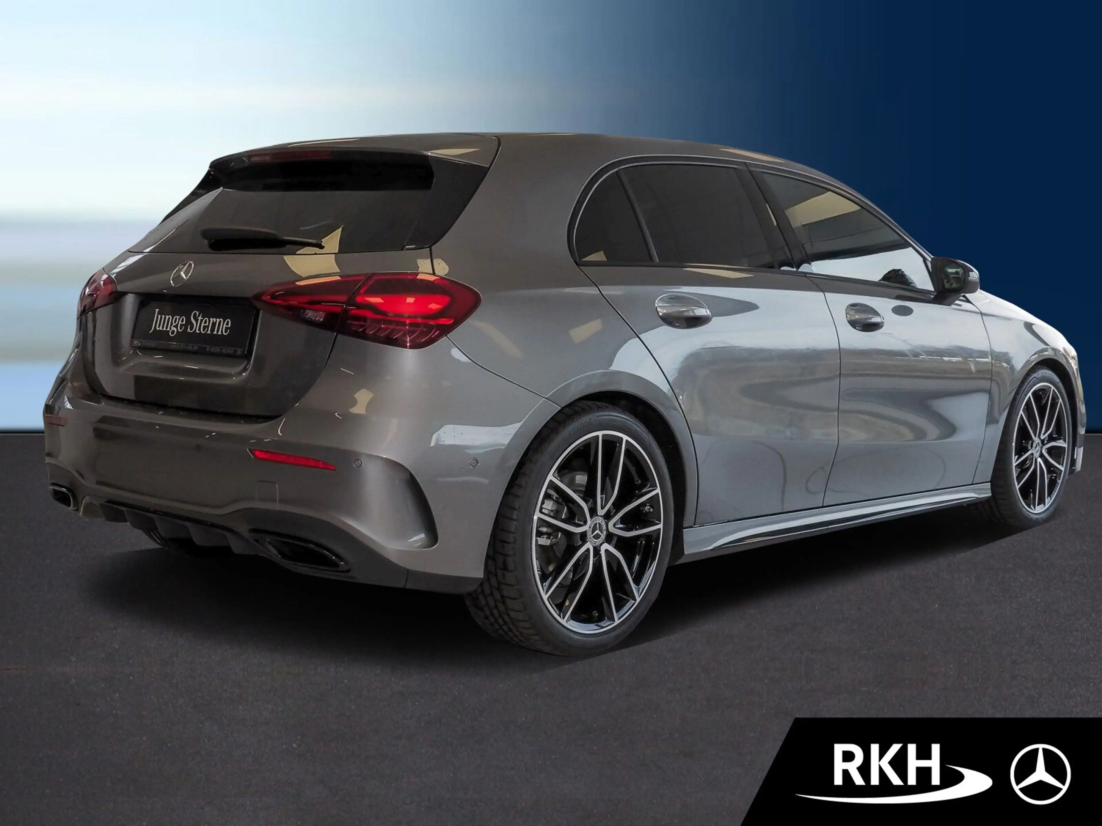 Mercedes-Benz A 200 A 200 AMG Night/Kamera/LED/Totwinkel/Navi AMG Line — photo 3