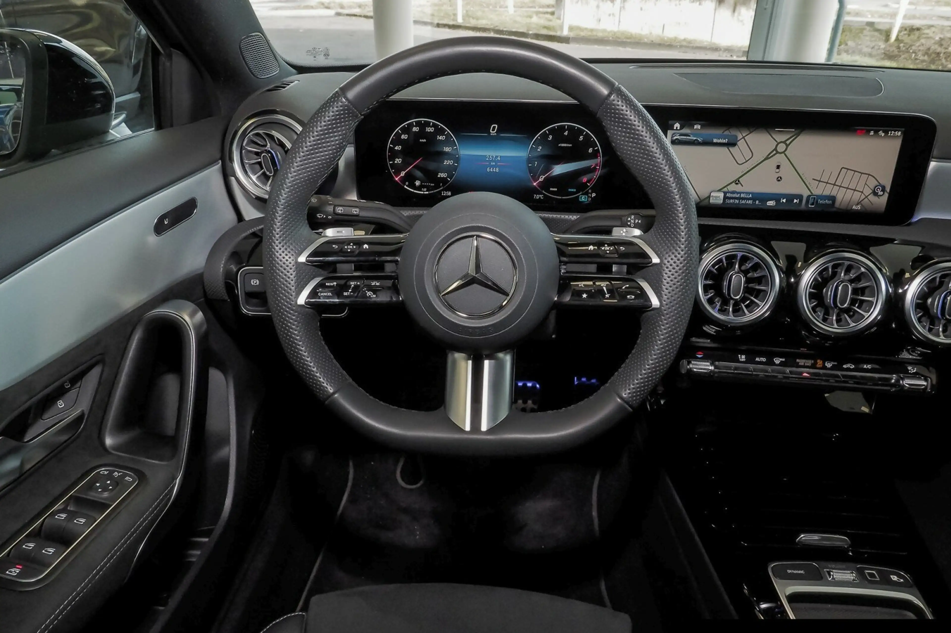 Mercedes-Benz A 200 A 200 AMG Night/Kamera/LED/Totwinkel/Navi AMG Line — photo 12
