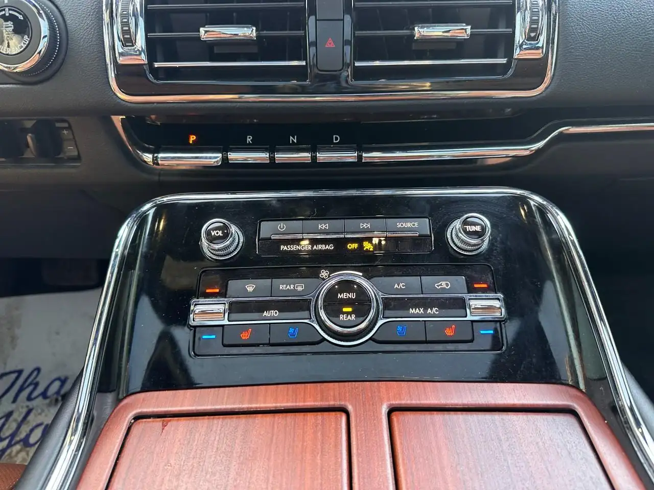 Lincoln Navigator снимка Lincoln Navigator