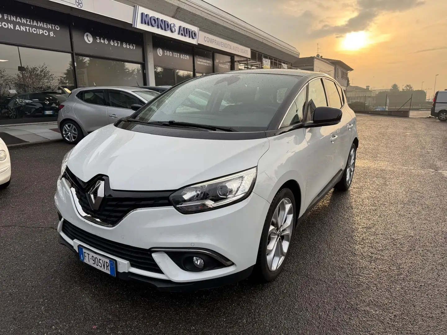 Renault Scenic 1.5 dci energy Bose 110cv edc Blanc - 1