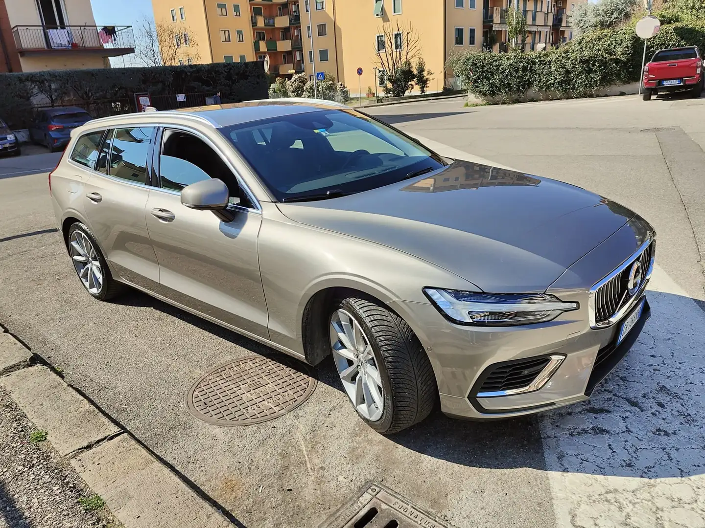Volvo V60 V60 t6 phev Inscription awd my21 Beige - 1