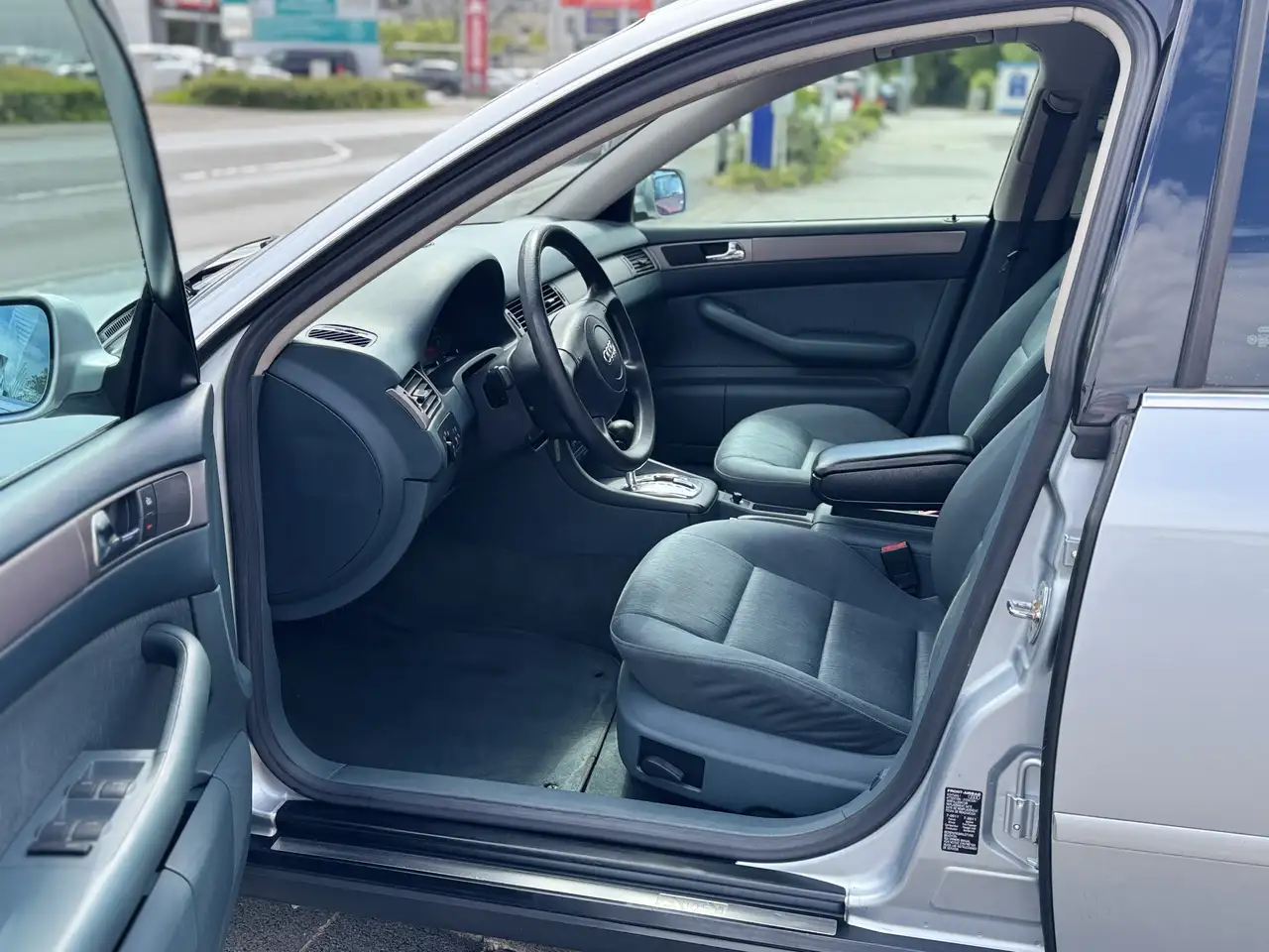Audi A6 2.4 TüV Neu Zahnriemen Neu !!!!, foto 11