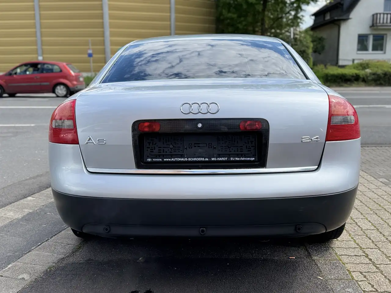 Audi A6 2.4 TüV Neu Zahnriemen Neu !!!!, foto 10