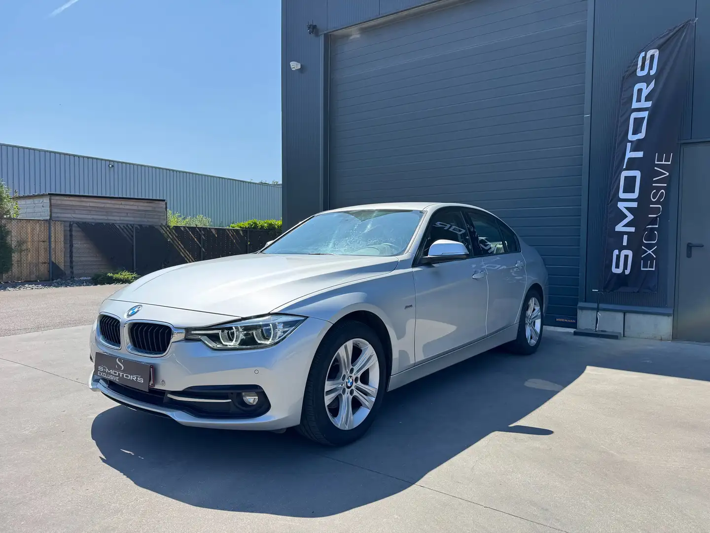 BMW 318 dA Sportline 1e EIG LED/NAVI/PDC/GARANTIE Zilver - 1