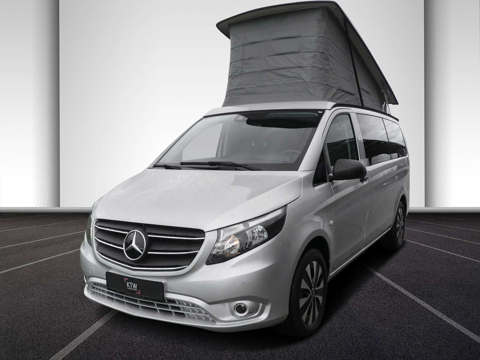 Mercedes-Benz V 220