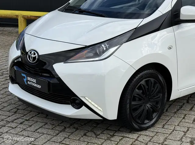 Toyota Aygo view 6