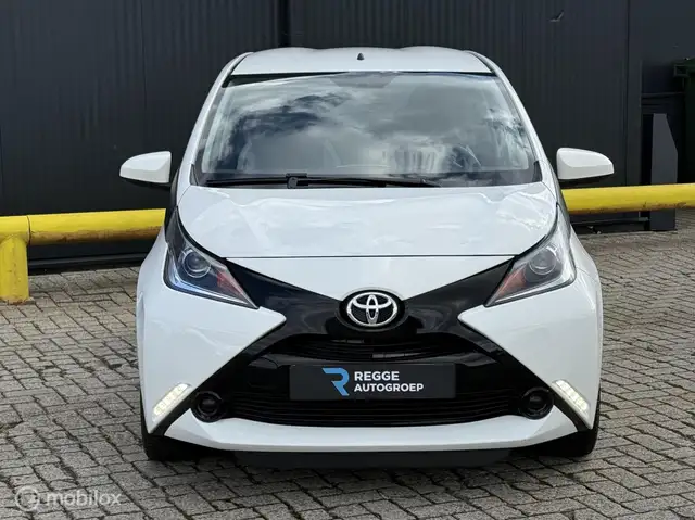 Toyota Aygo view 5