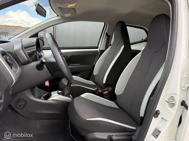 Toyota Aygo view 4