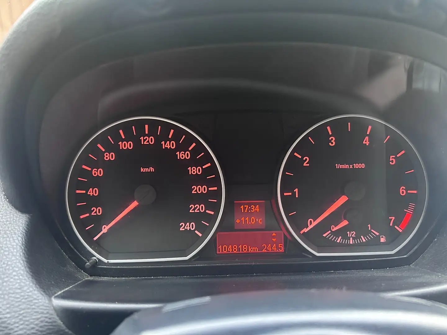 BMW 118 118i Cabrio Blau - 2