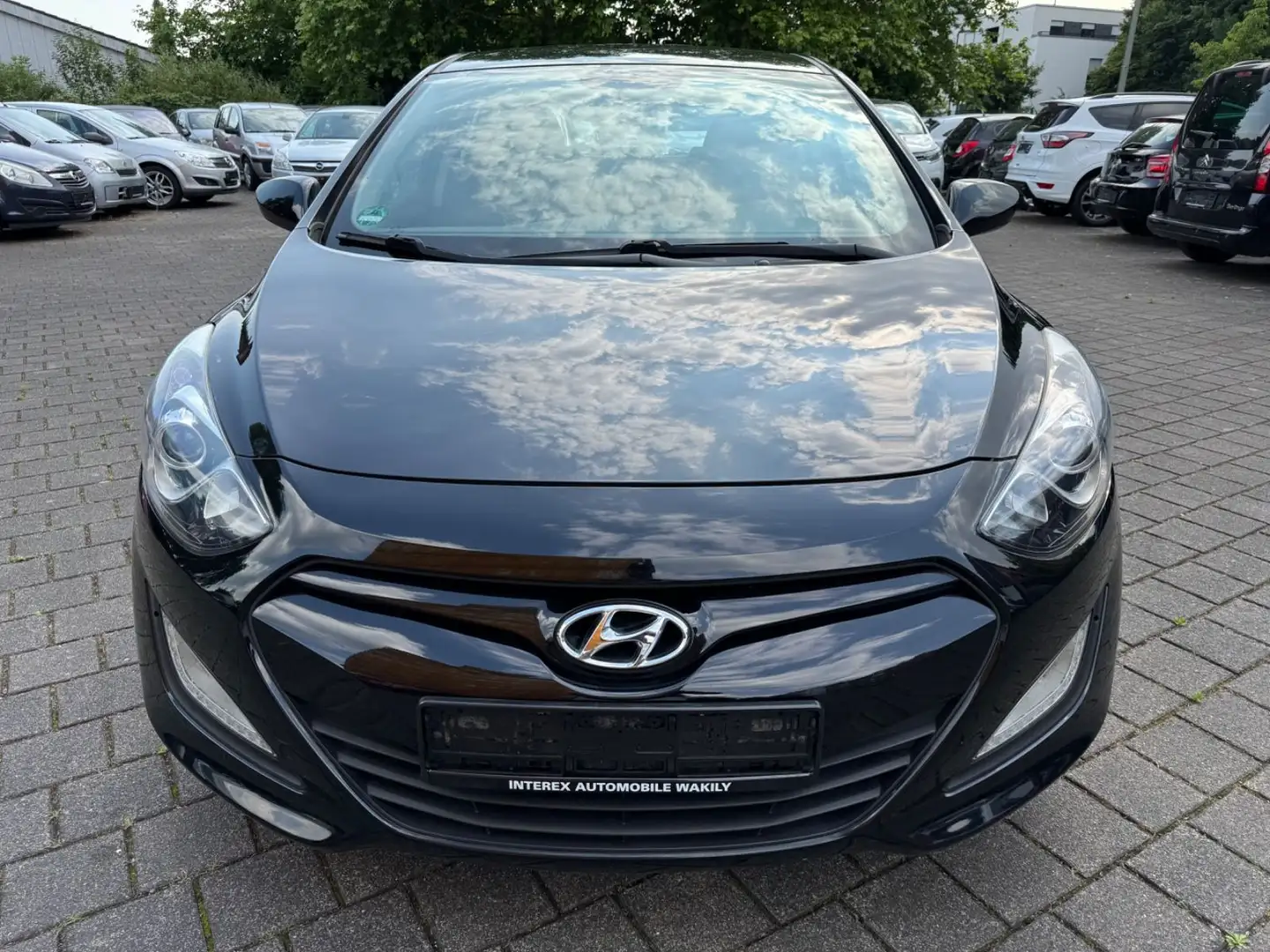 Hyundai i30 1.4 Classic TÜV 09/2026/PDC/5-TÜRIG/TEMPOMAT Negro - 2