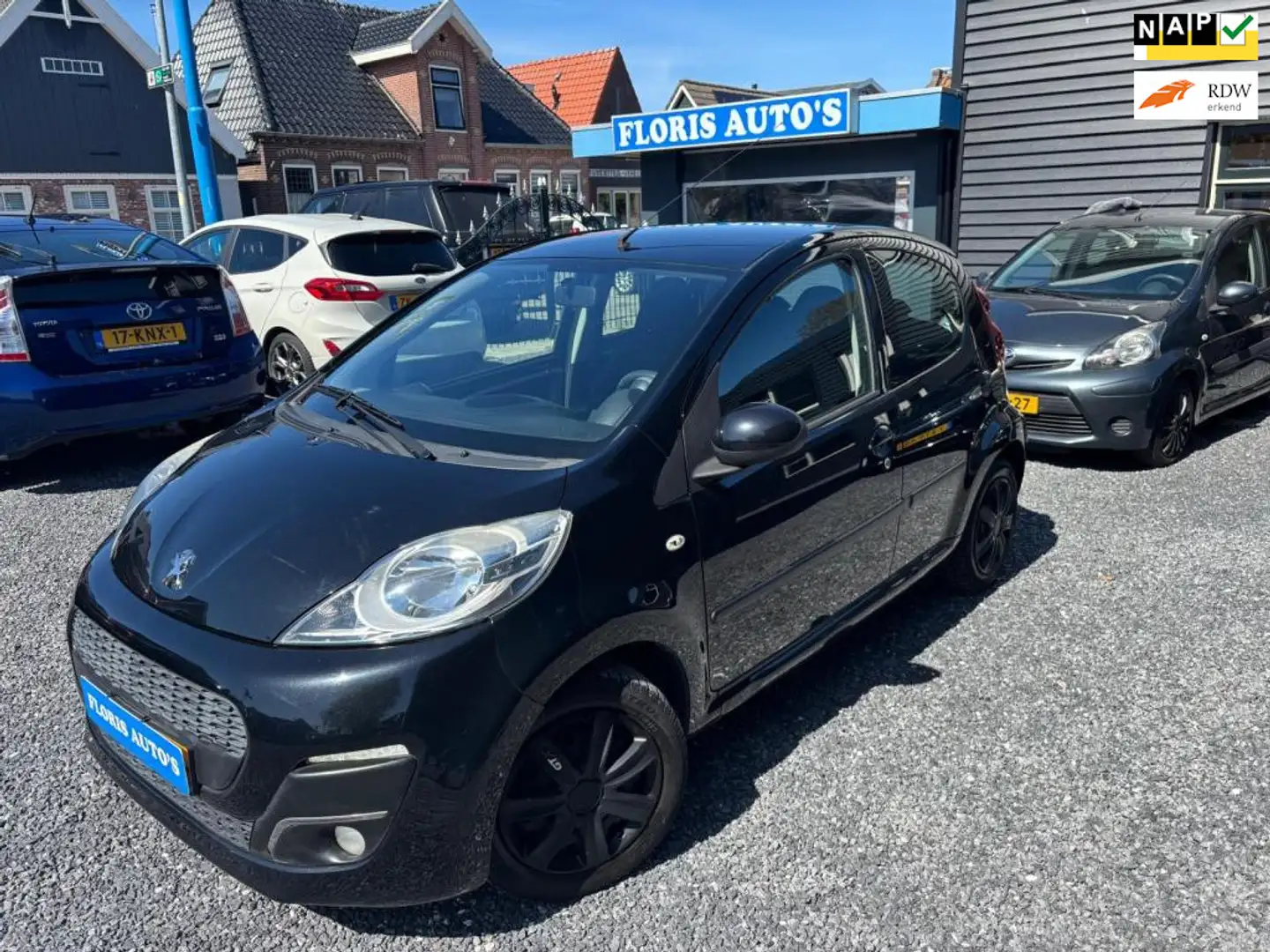 Peugeot 107 1.0 Automaat|Sensoren|Airco|Rijklaar!| Zwart - 1