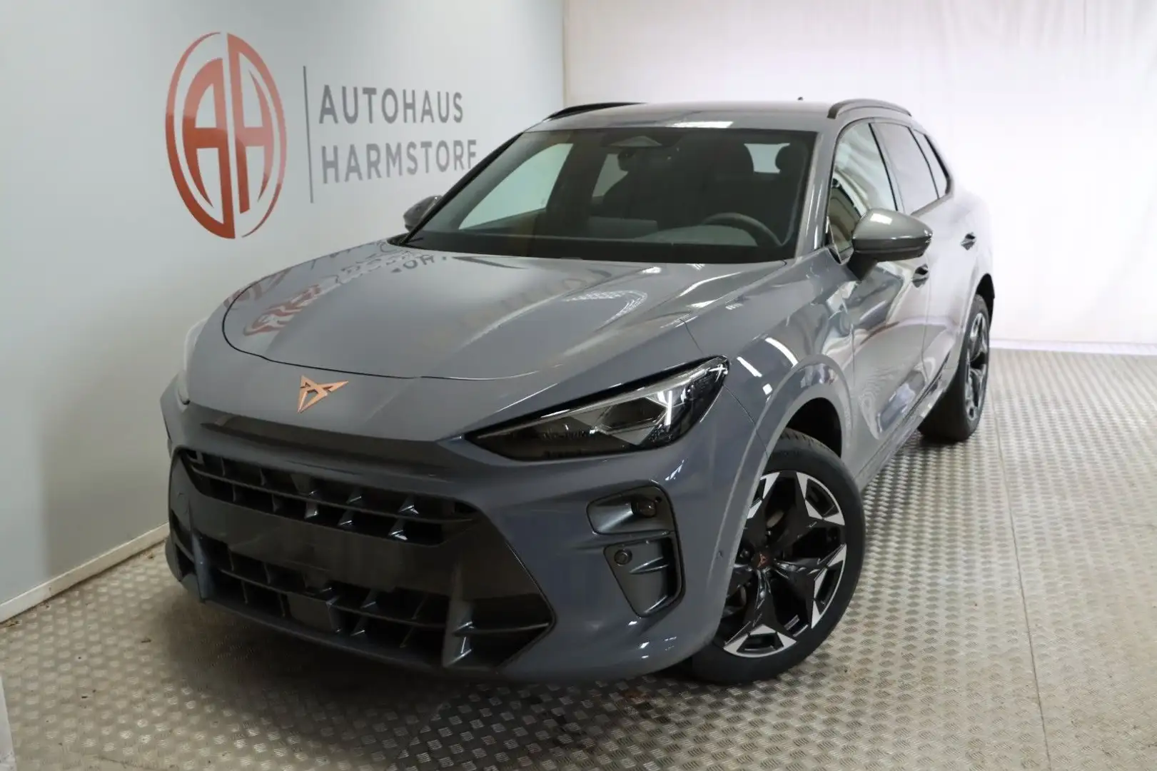 CUPRA Terramar 1.5 eTSI 110 kW AHK HeadUp DCC Sennheis Szary - 1