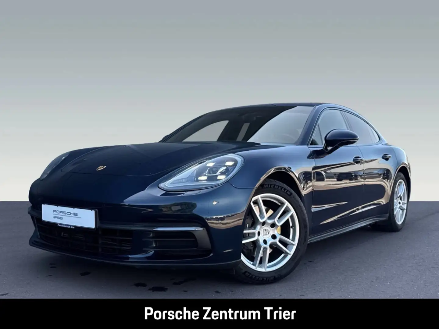 Porsche Panamera Surround-View Luftfederung PASM 1-Hand Blau - 1
