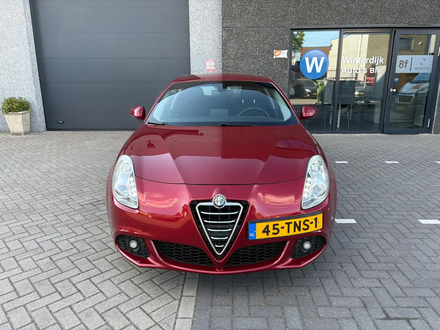 Alfa Romeo Giulietta 1.4 T Distinctive Automaat/Cruise/Nap Rood - 2