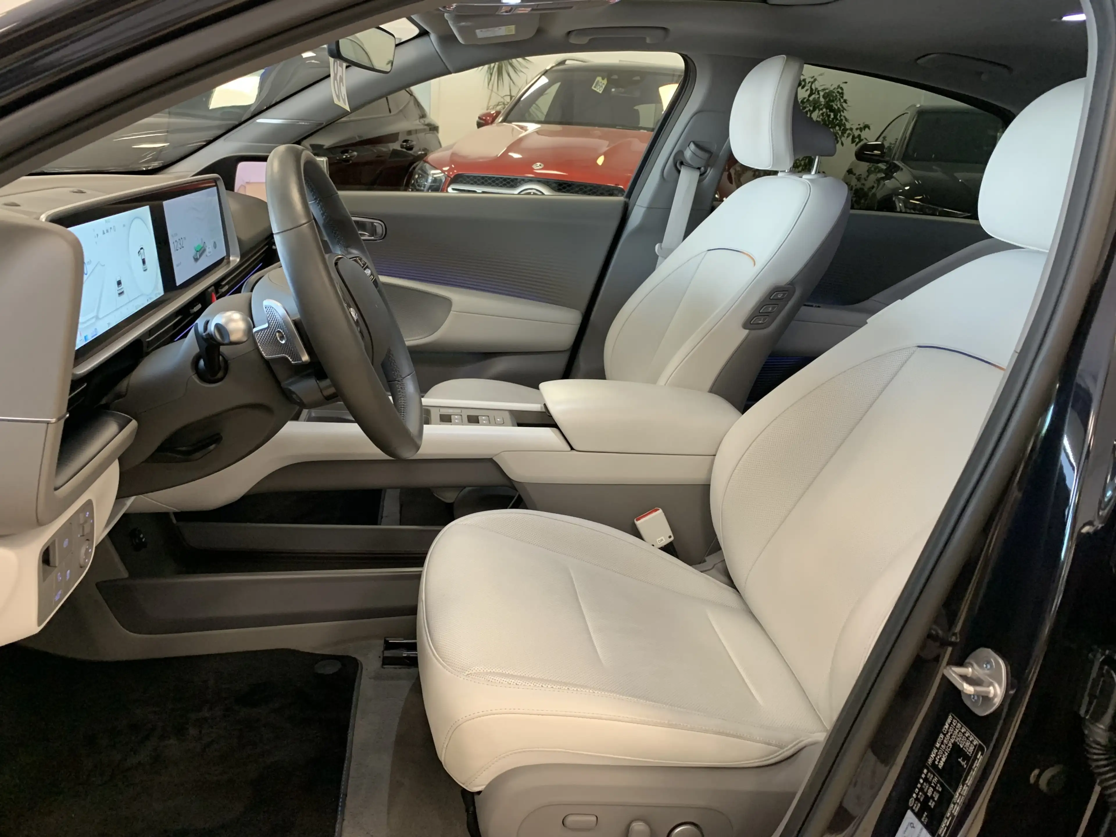 Hyundai IONIQ 6 Uniq*BOSE*Pano*ACC*360 Cam*CarPlay*Leder — photo 13